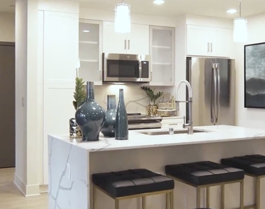6263 Topanga Canyon Boulevard - Photo Thumbnail 26