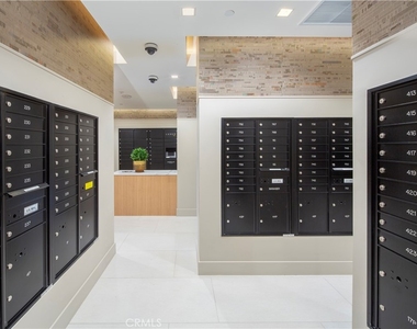 6263 Topanga Canyon Boulevard - Photo Thumbnail 25
