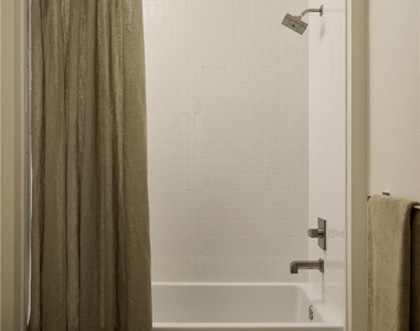 21010 Erwin Street - Photo Thumbnail 47