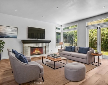 24929 Alicante Drive - Photo Thumbnail 14