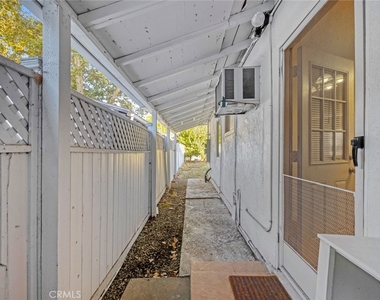 5020 Topanga Canyon - Photo Thumbnail 25