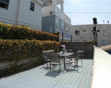 224 Bayview - Photo Thumbnail 4