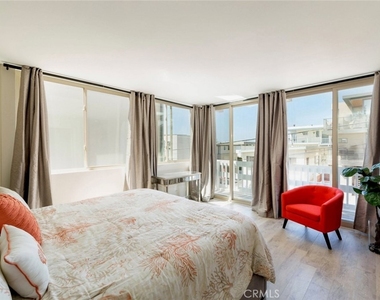 126 Neptune Avenue - Photo Thumbnail 28