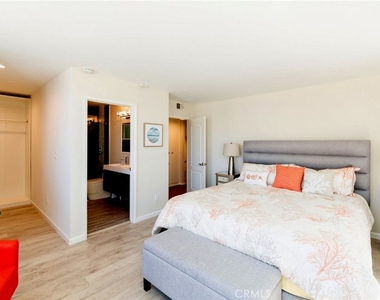 126 Neptune Avenue - Photo Thumbnail 29