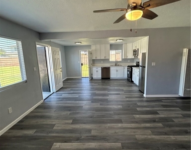 8523 Cedar Street - Photo Thumbnail 15