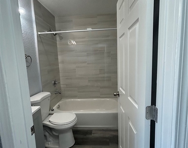 8523 Cedar Street - Photo Thumbnail 18