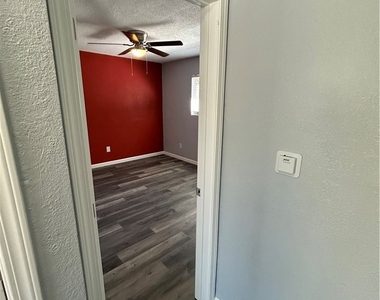 8523 Cedar Street - Photo Thumbnail 20