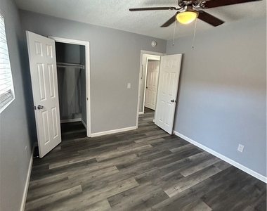 8523 Cedar Street - Photo Thumbnail 23
