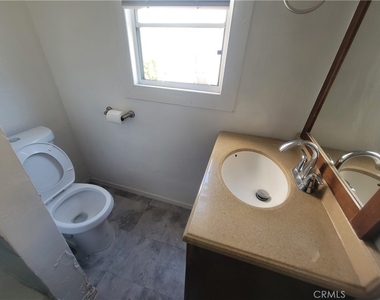 2930 W 11th Street - Photo Thumbnail 21