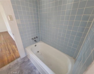 2930 W 11th Street - Photo Thumbnail 22