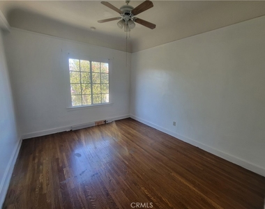 2930 W 11th Street - Photo Thumbnail 10