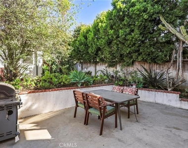 810 N Maria - Photo Thumbnail 17