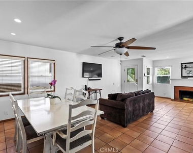810 N Maria - Photo Thumbnail 3