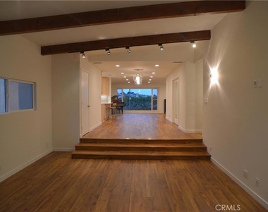 7930 Campion Drive - Photo Thumbnail 14