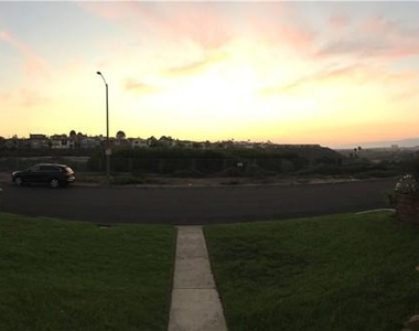7930 Campion Drive - Photo Thumbnail 2