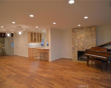 7930 Campion Drive - Photo Thumbnail 6