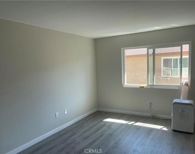 760 N Adele Street - Photo Thumbnail 1