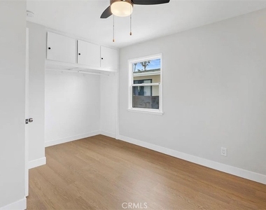 1109 E 3rd - Photo Thumbnail 9