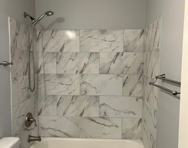 155 N Bitterbush - Photo Thumbnail 7