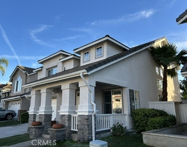 10 Carriage Drive - Photo Thumbnail 7