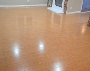 1240 Mc Fadden Dr - Photo Thumbnail 8