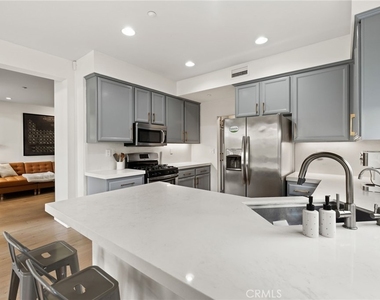 134 Monte Vista Avenue - Photo Thumbnail 11