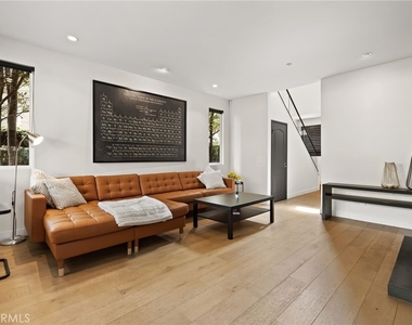 134 Monte Vista Avenue - Photo Thumbnail 6