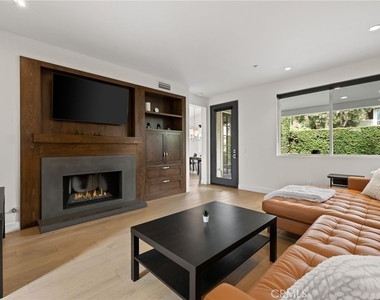 134 Monte Vista Avenue - Photo Thumbnail 3