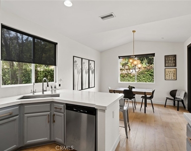 134 Monte Vista Avenue - Photo Thumbnail 13