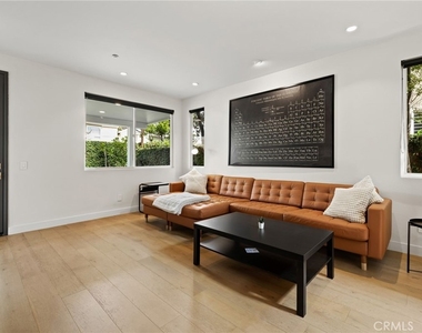 134 Monte Vista Avenue - Photo Thumbnail 5