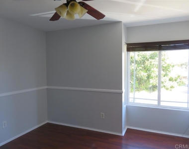 7037 Attleborough Ct - Photo Thumbnail 11