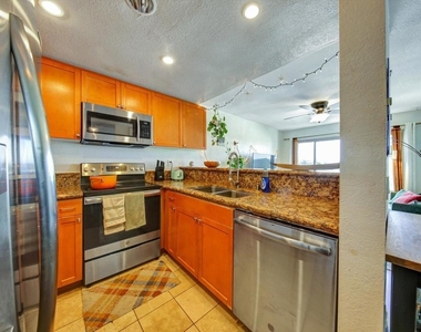 2257 Worden St - Photo Thumbnail 2