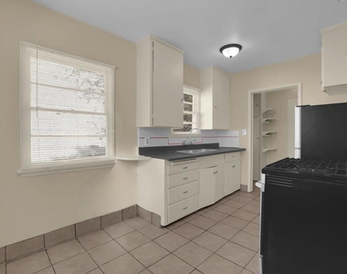 438 S Fremont Avenue - Photo Thumbnail 2