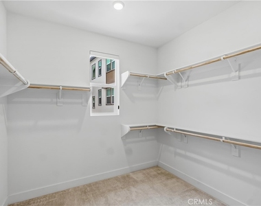 208 Yerba - Photo Thumbnail 22