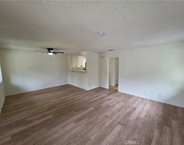 26257 Hillsford Place - Photo Thumbnail 3