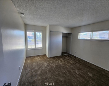 5641 Tilburg Drive - Photo Thumbnail 11