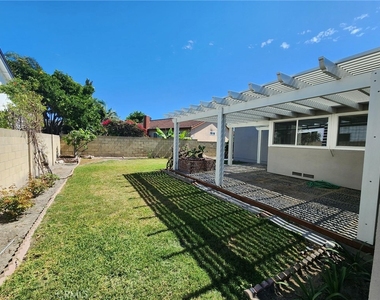 5641 Tilburg Drive - Photo Thumbnail 24