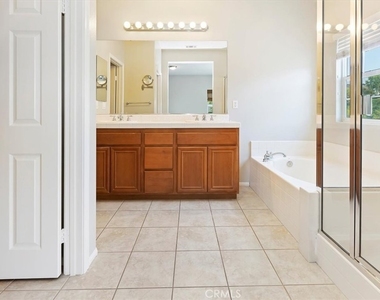 15 Wildflower Place - Photo Thumbnail 17