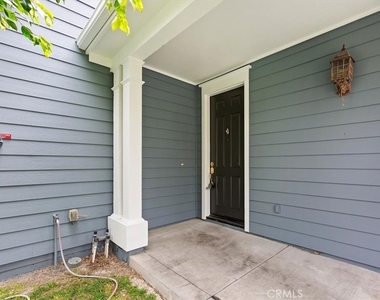 15 Wildflower Place - Photo Thumbnail 24