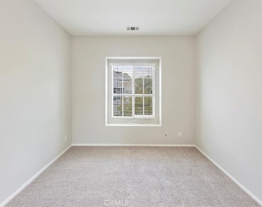15 Wildflower Place - Photo Thumbnail 12