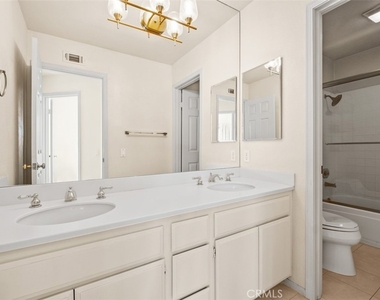 3160 Corte Hermosa - Photo Thumbnail 18