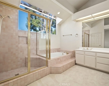 3160 Corte Hermosa - Photo Thumbnail 12
