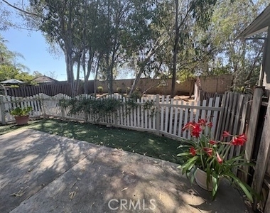 24362 Woodwalk - Photo Thumbnail 9