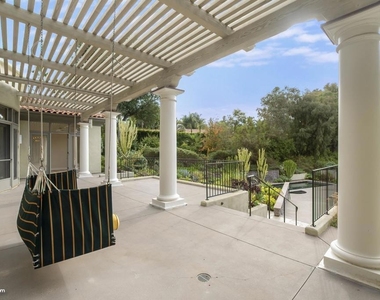 16653 Avenida Molino Viejo - Photo Thumbnail 3