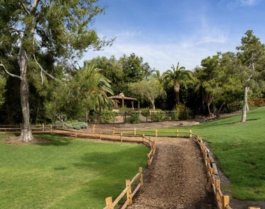 16653 Avenida Molino Viejo - Photo Thumbnail 42