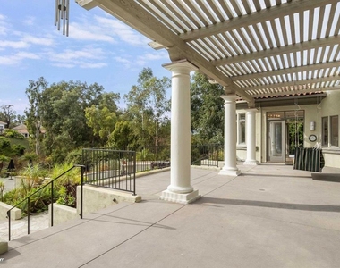 16653 Avenida Molino Viejo - Photo Thumbnail 34