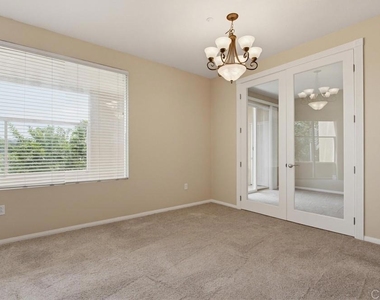 823 Kalpati Cir - Photo Thumbnail 22