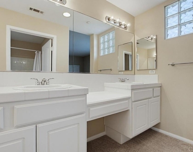 823 Kalpati Cir - Photo Thumbnail 32