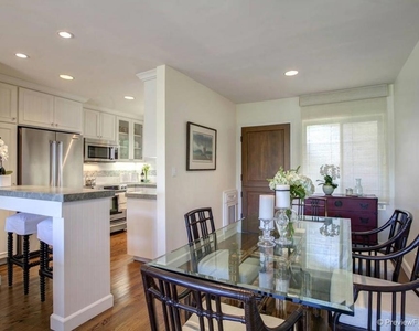 155 15th St - Photo Thumbnail 7