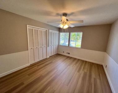 20607 Russell Lane - Photo Thumbnail 16